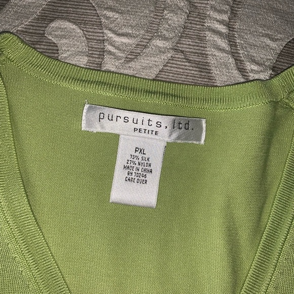 Light green cardigan sweater - Picture 2 of 2